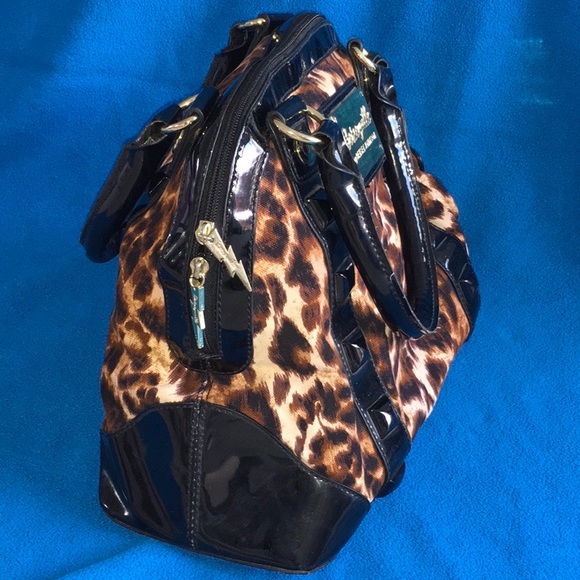 Betseyville bold leopard satchel VGUC - Picture 3 of 8